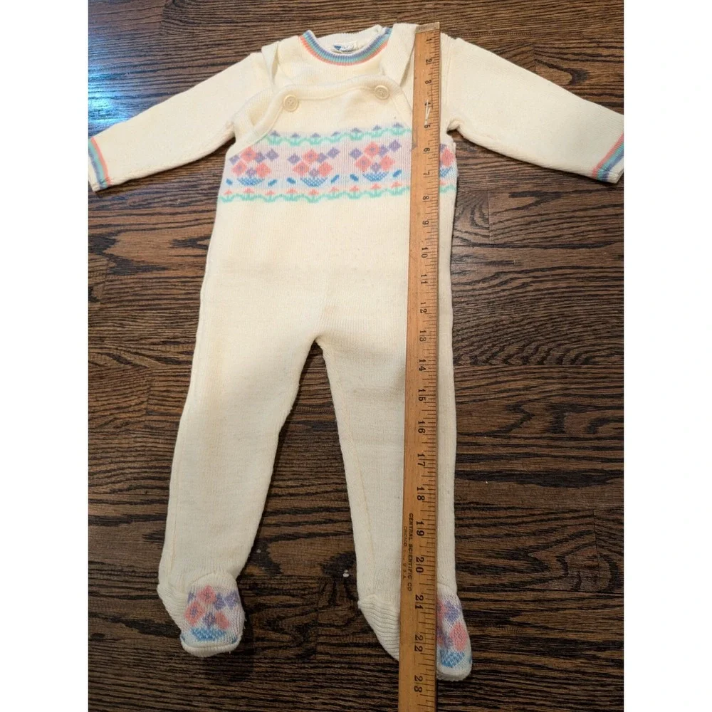 Vintage 2 pc. Baby Girl 6-9 Mo footed Winter Knit Sweater Overall outfit Japan